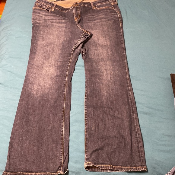 Torrid Size 18 Relaxed Boot Cut Jeans - Picture 2 of 4